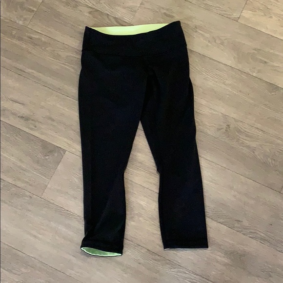 Lulu lemon leggings - Picture 3 of 4